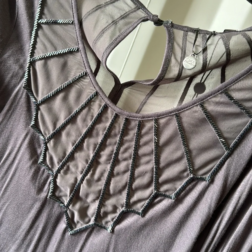 Buckle beaded long sleeve top - Picture 2 of 5